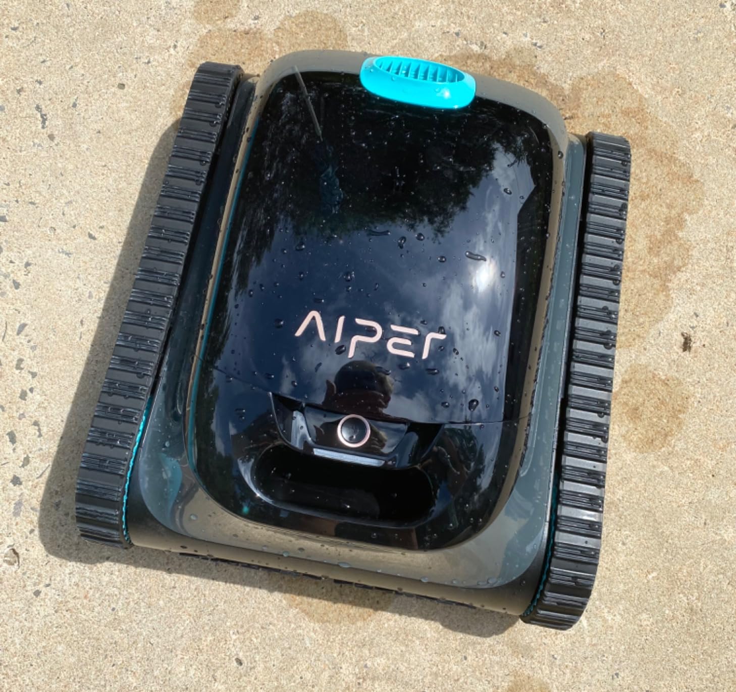 AIPER Scuba S1 Wall Climbing